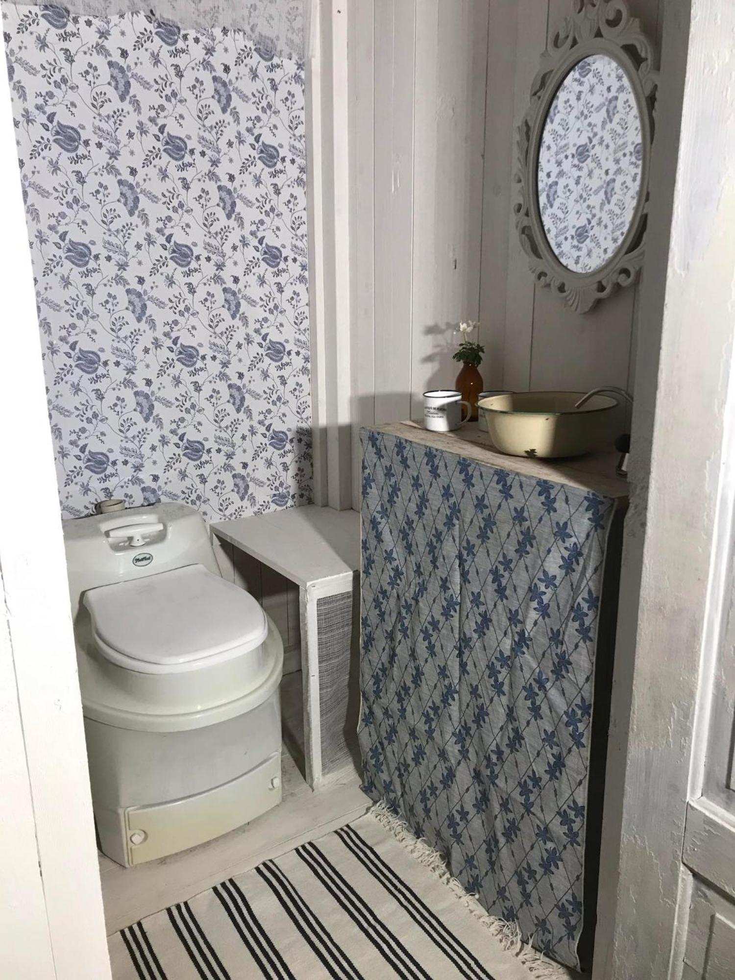 Hotel Bo Pa Landet I Soelvesborg Esterno foto